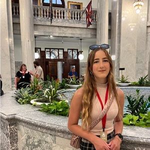 Meet your Posher, Annika